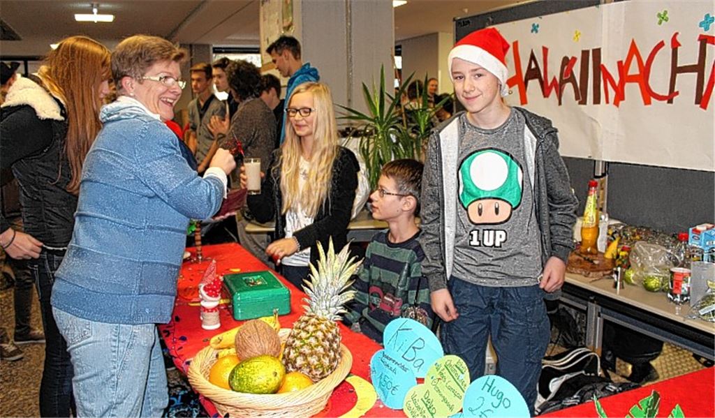 In der Hawaiinachten-Bar gibt’s leckere alkoholfreie Cocktails. Foto: Schröder