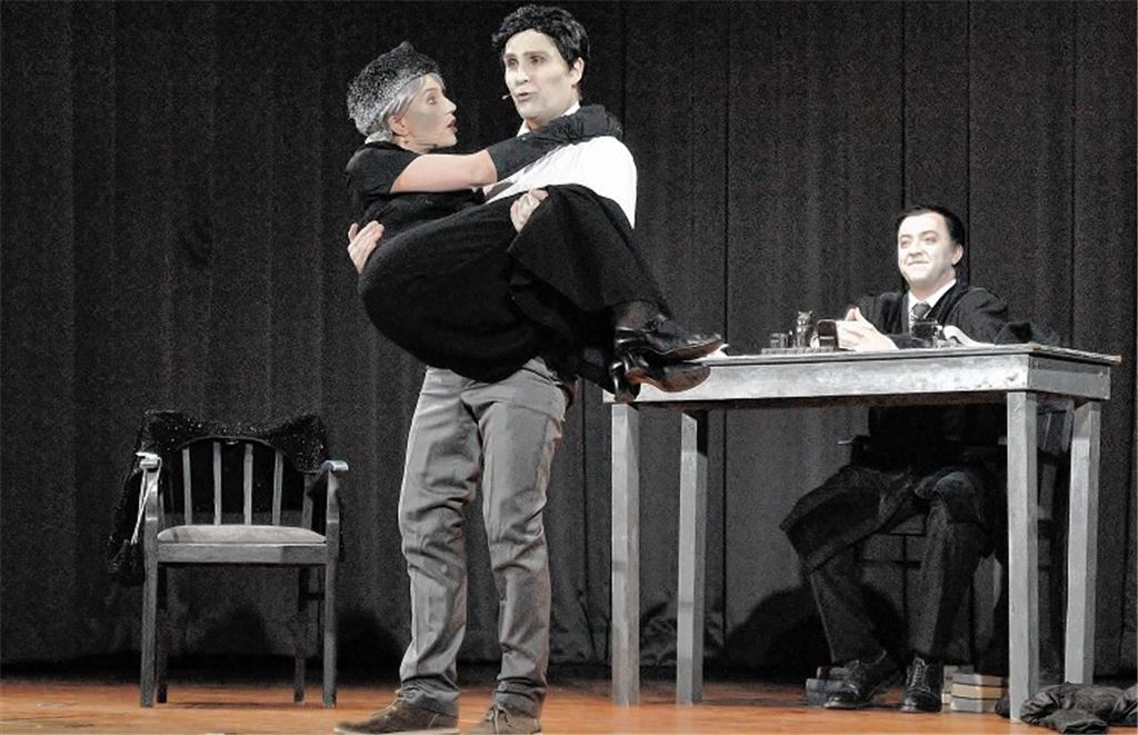 Hokuspokus in Schwarz-weiß