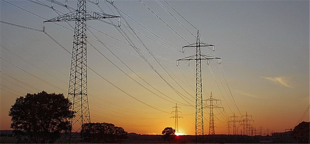 In diese Trasse aus EnBW- und Bahnstromleitungen soll südöstlich von Dürrn die neue Anbindung des Birkenfelder Umspannwerks münden.