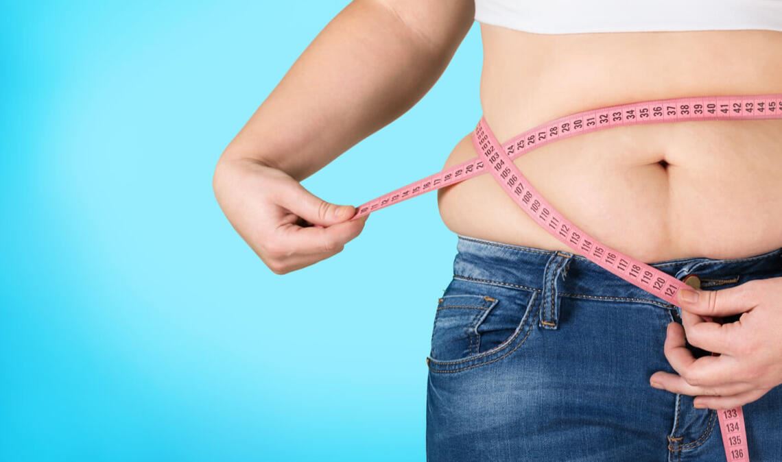 In diesem Artikel finden Sie die 10 besten Tipps, wie Sie Ihren dicken Bauch loswerden können.