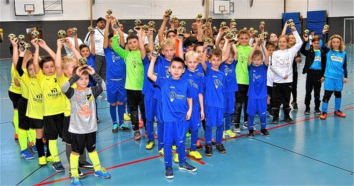 Jugendturniere finden vor großer Kulisse statt