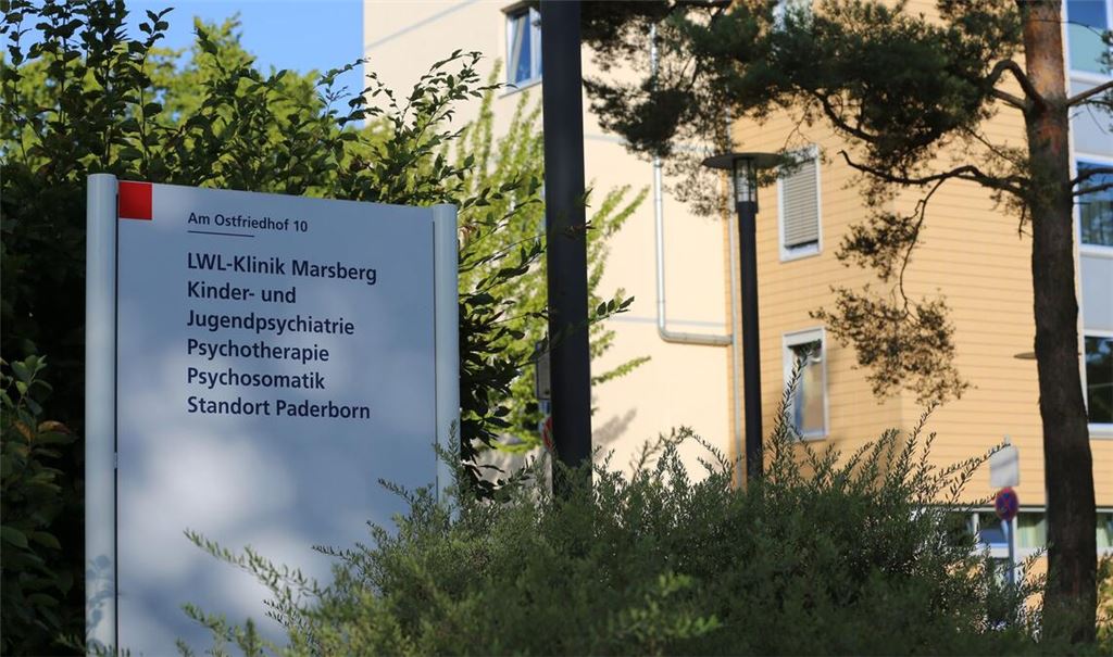 In dieser LWL-Klinik soll eine 13-Jährige eine Betreuerin angegriffen und verletzt haben. (Archivbild)