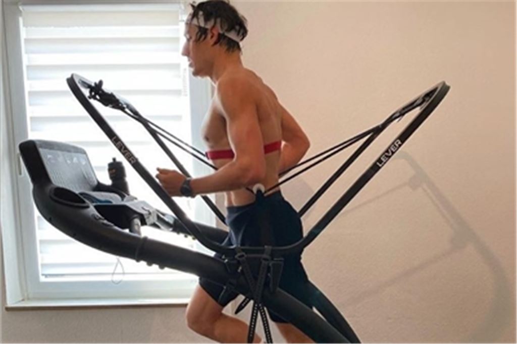 In jüngster Vergangenheit haben sich die sportlichen Aktivitäten von Sebastian Kienle wegen vieler Corona-bedingter Absagen hauptsächlich auf das Training begrenzt. Das muss er wegen wegen seiner neuen Vaterrolle aber inzwischen aus Zeitgründen effizienter gestalten. Archivfoto: privat.