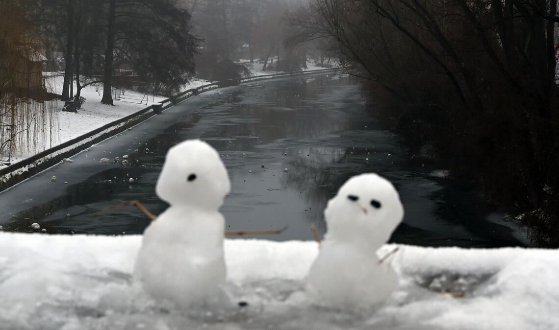 In manchen Teilen Baden-Württembergs könnte es am Sonntag schneien (Symbolbild).