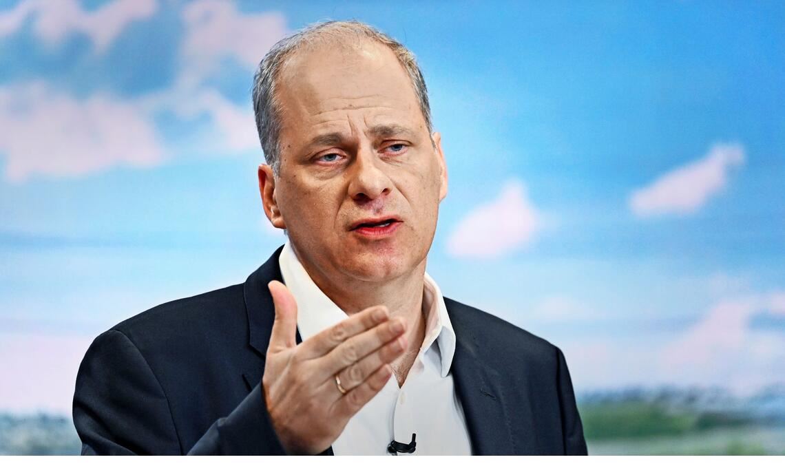 In rauerer See: EnBW-“Kapitän“ Stamatelopoulos