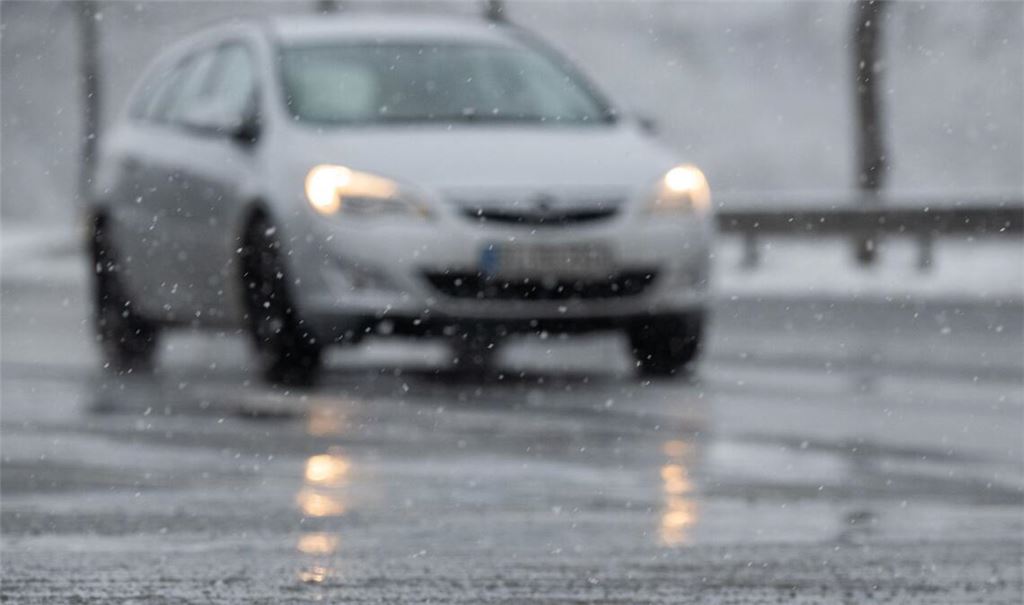 In vielen Regionen im Südwesten kam es zu zahlreichen Verkehrsunfällen. (Archivbild)
