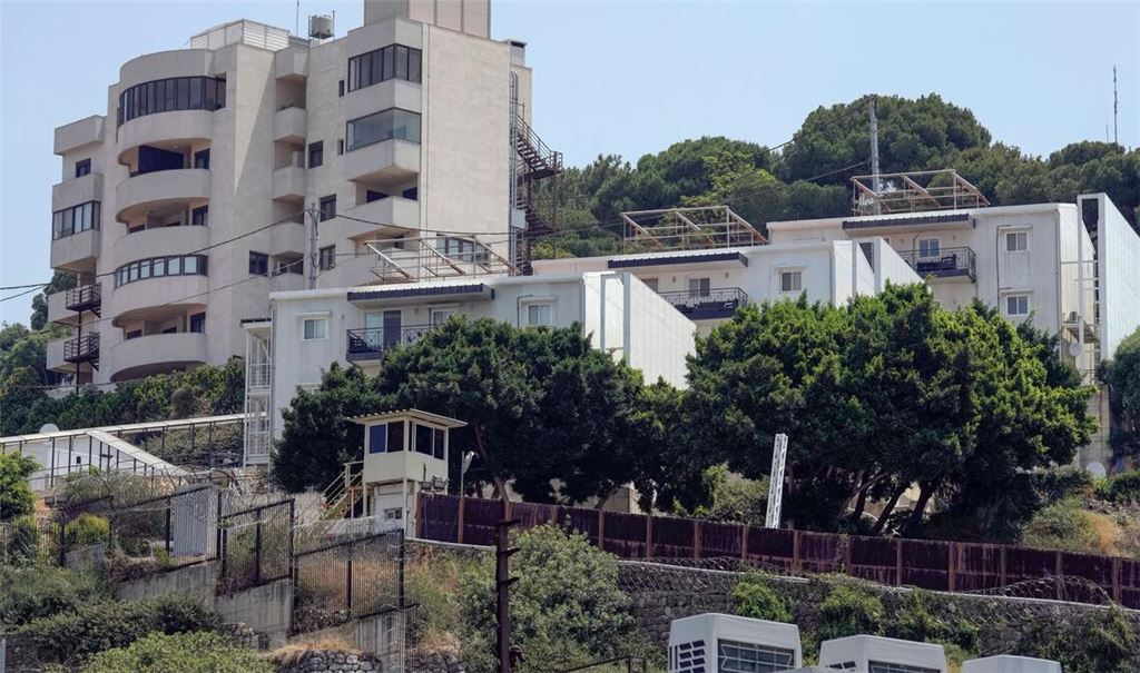 Inmitten der Spannungen zwischen Washington und Teheran hat das US-Außenministerium einen Teil seines Botschaftspersonals in Beirut zur Ausreise aus dem Libanon aufgefordert.