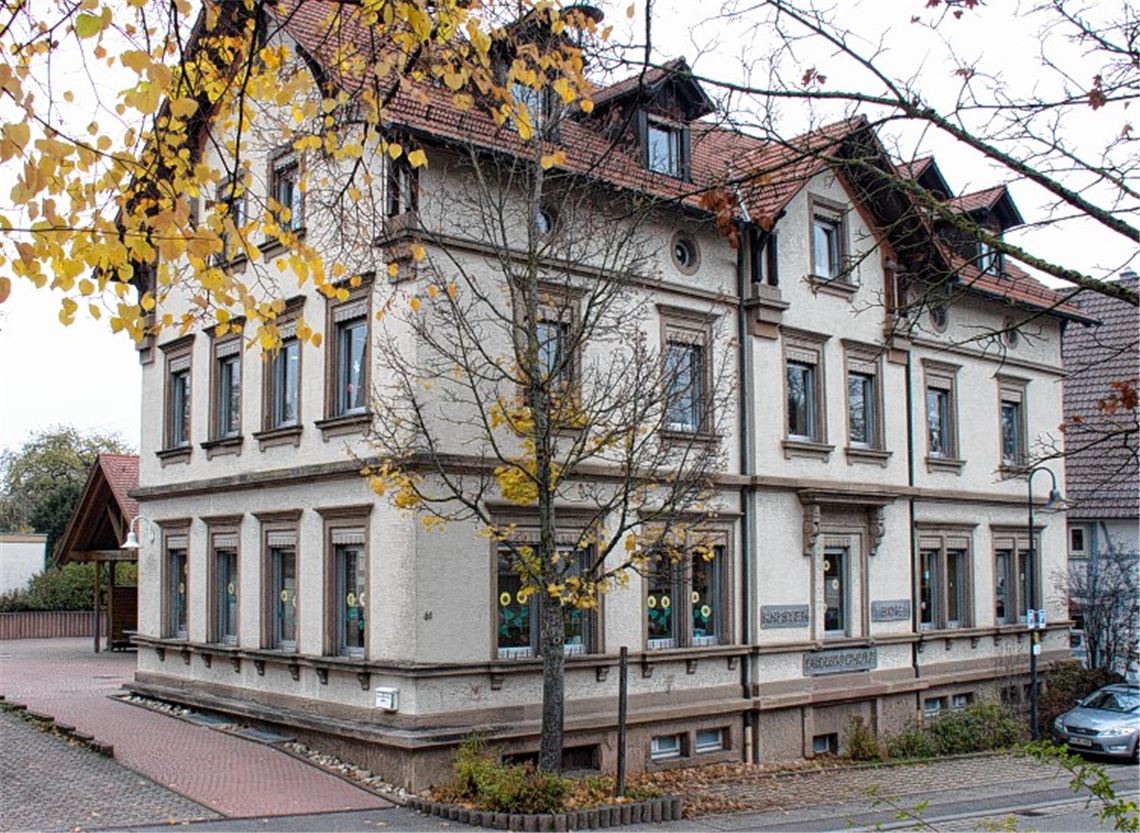 Insgesamt 3,2 Millionen Euro würde die Erweiterung der Kirsten-Boie-Grundschule einschließlich der Sanierung des alten Schulgebäudes kosten. Die Notwendigkeit dieser Investition wurde bei den Haushaltsberatungen in der Gemeinderatssitzung hinterfragt. Archivfoto: Helbig