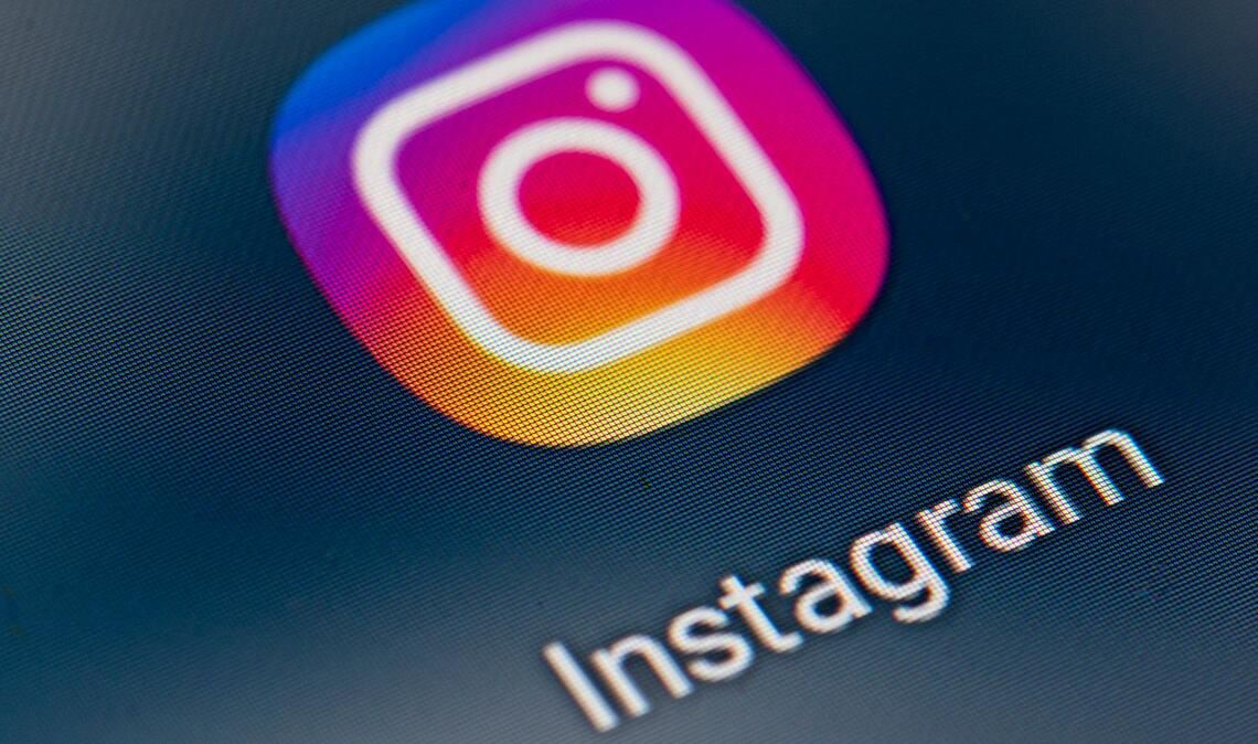 Instagram-Chef Adam Mosseri bestreitet, dass die App süchtig machen kann. (Archivbild)
