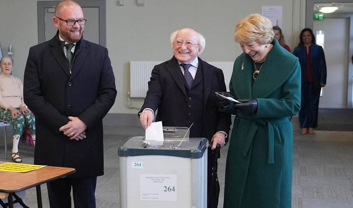 Irland wählt in Dublin: Präsident Higgins stimmt zur Nachfolge ab
