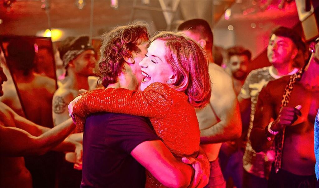 Isabelle Huppert spielt Marianne Farrère nach dem Vorbild der realen L’Oréal-Erbin Liliane Bettencourt.