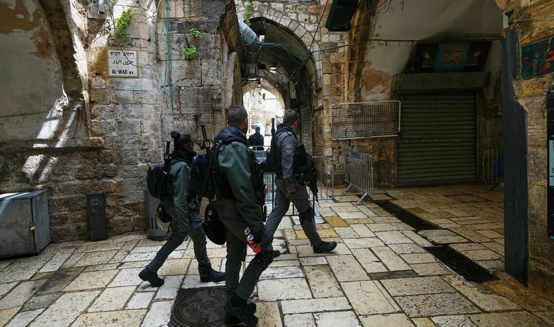 Israel steht weiterhin aus dem Iran unter Beschuss.