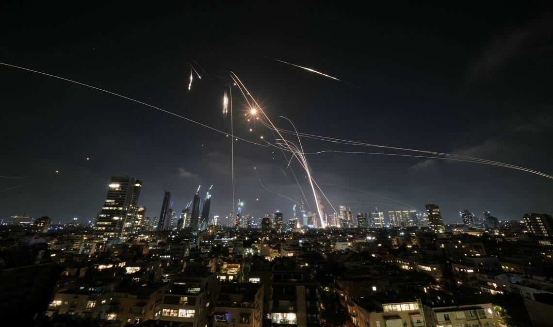 Israels Luftabwehr im Einsatz gegen iranische Raketen. (Archivbild)