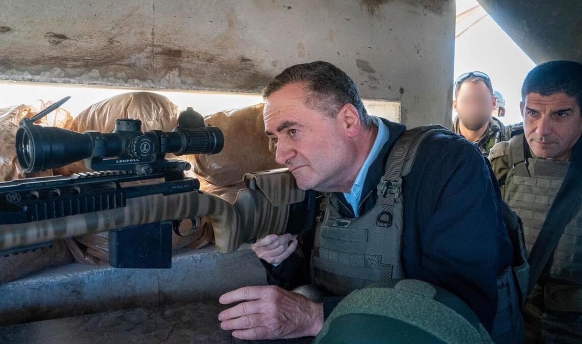 Israels Verteidigungsminister Israel Katz bei einem früheren Truppenbesuch im Südlibanon. (Archivbild)