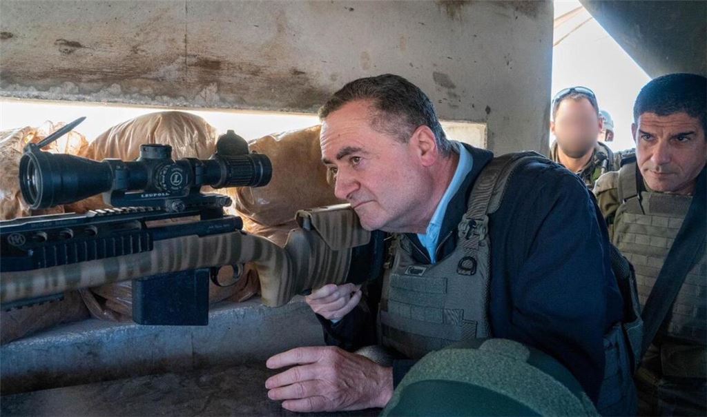 Israels Verteidigungsminister Israel Katz bei einem früheren Truppenbesuch im Südlibanon. (Archivbild)