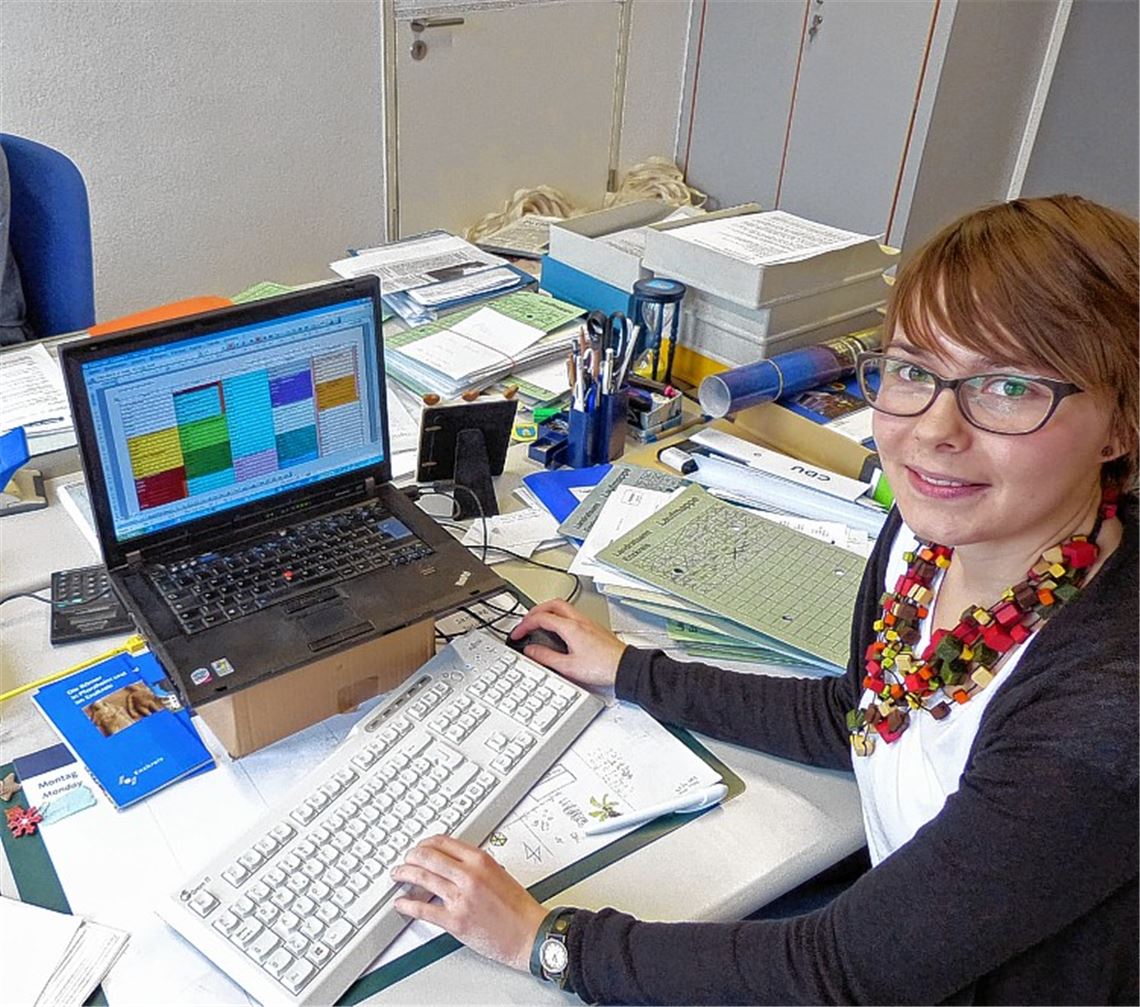 Ist glücklich über das freie Europa und genießt das Praktikum in der Pressestelle des Enzkreises: Amanda Olek (23) aus Polen.