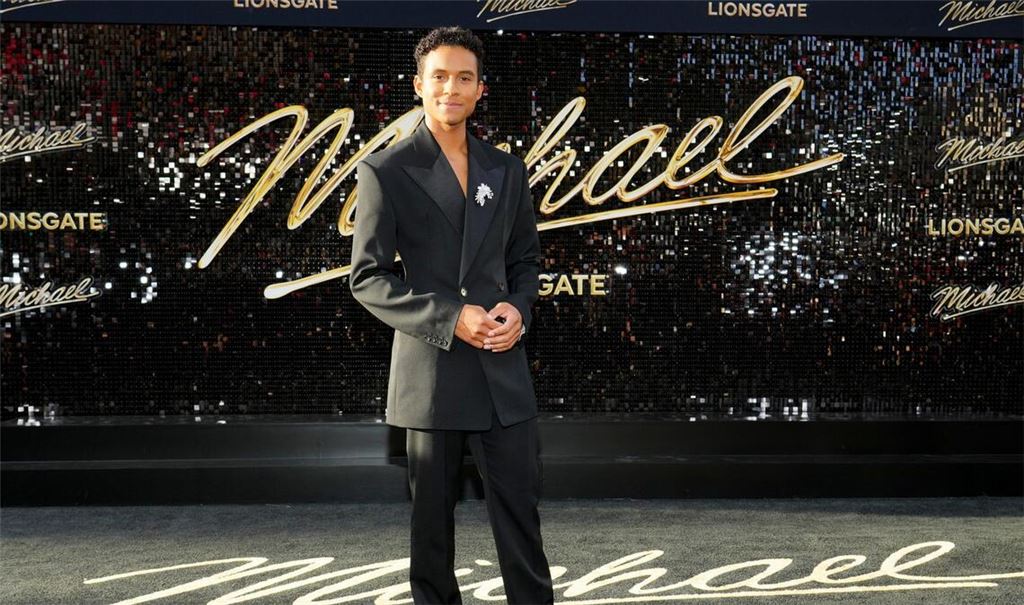 Jaafar Jackson (hier bei einer Filmpremiere in Los Angeles) spielt in "Michael" seinen 2009 gestorbenen Onkel Michael Jackson. (Archivbild)