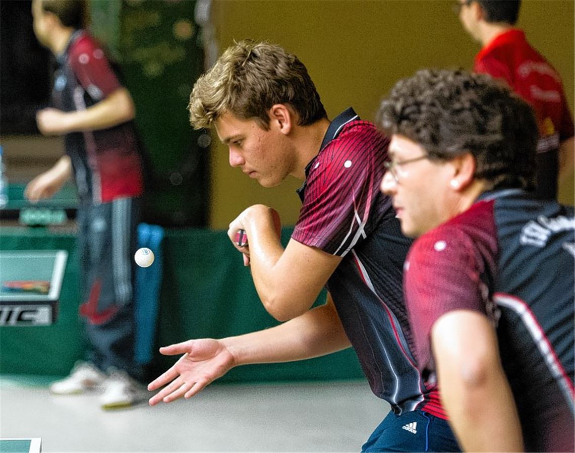 Mühevoller Heimsieg im Stadtderby