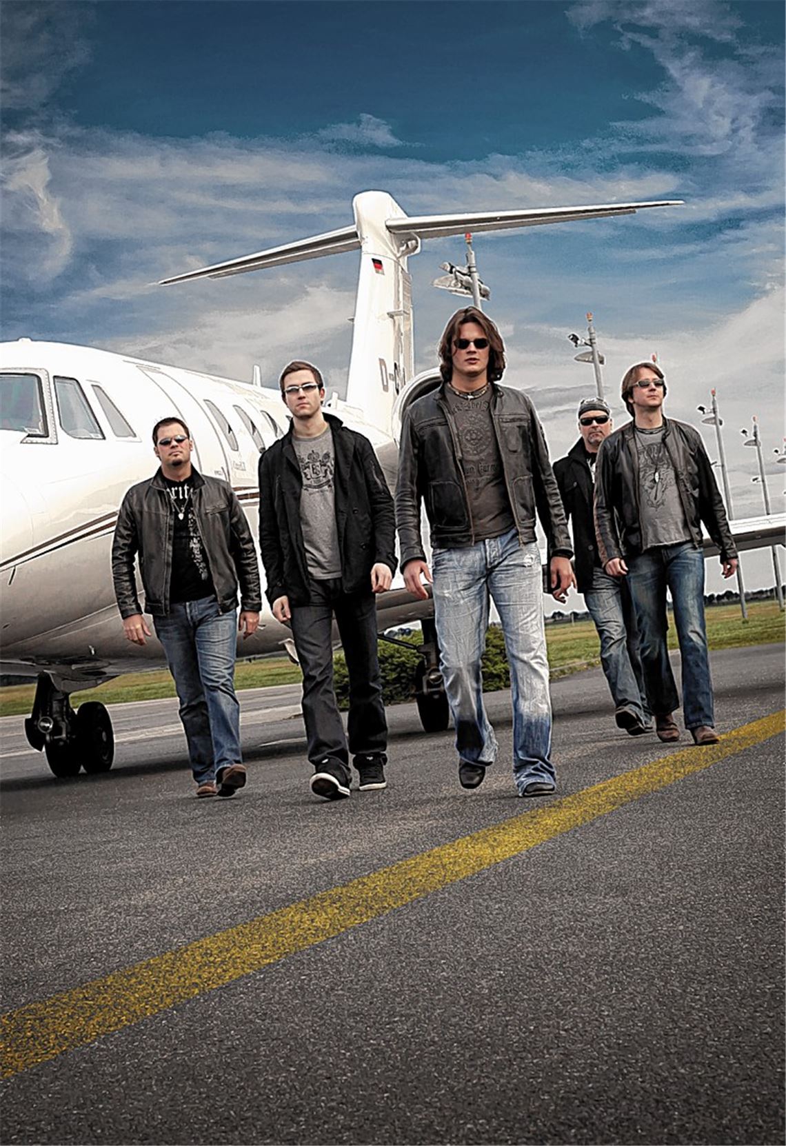 Jede Menge Programm auf dem Kelterplatz: Die Band Bounce will ihr Publikum mit Coversongs von Bon Jovi begeistern. Die kreativen Artisten von „Ölga und das Schlossgespenst“ versprechen, mit ihrem Theaterstück junge und ältere Zuschauer gleichermaßen zu faszinieren. 