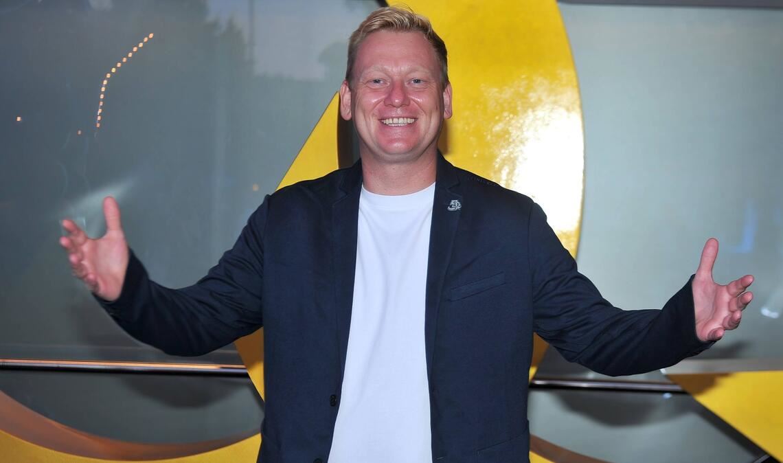 Jens „Knossi“ Knossalla zieht auch dieses Jahr wieder mit Promi-Freunden in den Container.