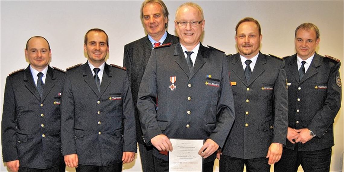 64 Einsätzen fordern Feuerwehrleute