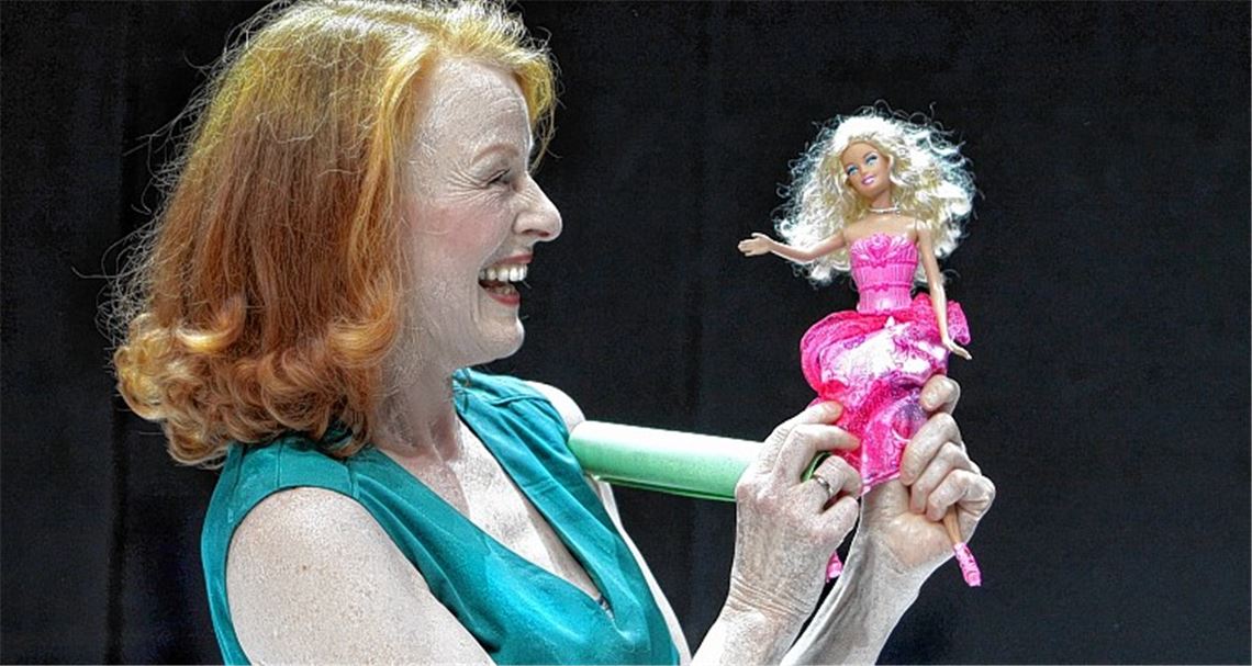 Joanne Gläsel als saturierte, andererseits frustrierte Liz.