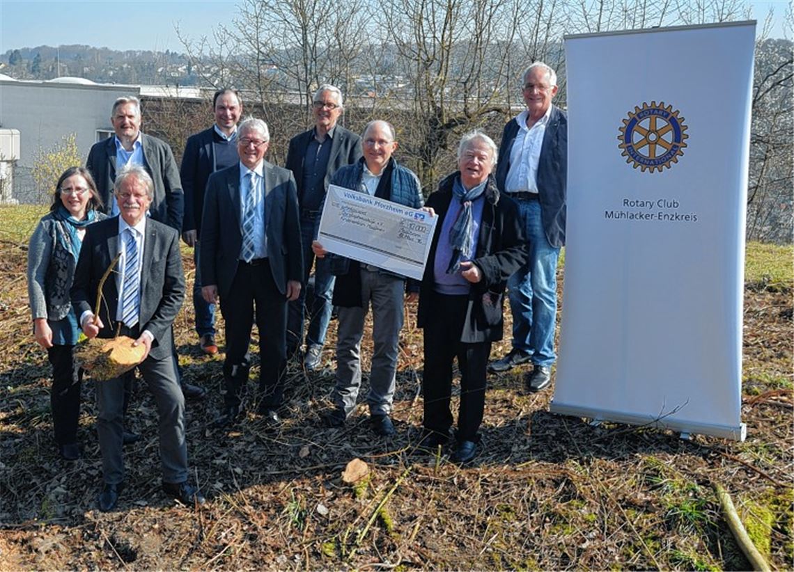 Rotary Club fördert Therapiepark für Kinderklinik Rotary Club fördert Therapiepark für Kinderklinik