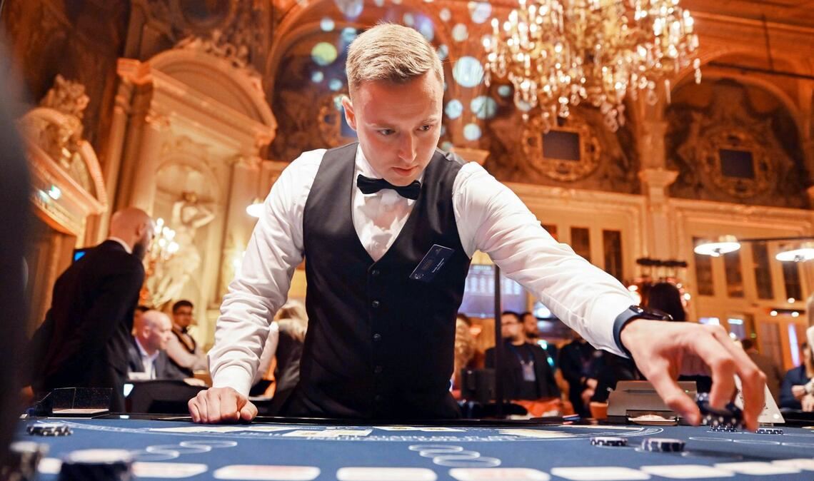 Joguncic arbeitet als Croupier im Casino Baden-Baden. (Archivbild)