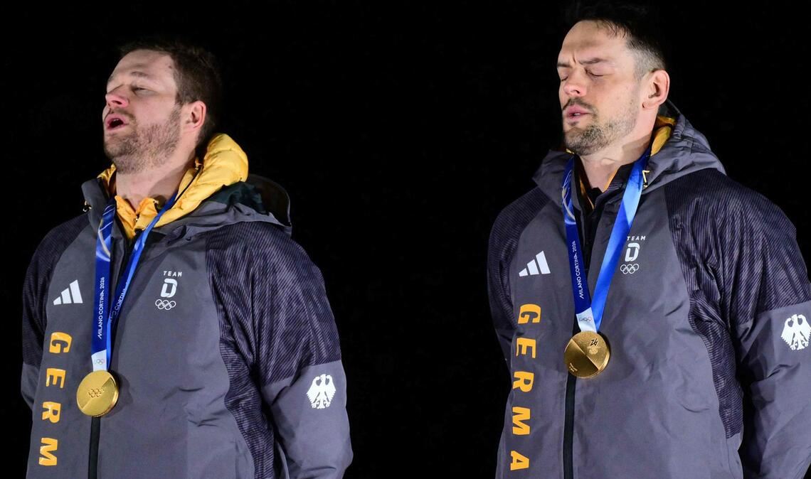 Johannes Lochner (li.) und Georg Fleischhauer bei der Siegerehrung in Cortina d’Ampezzo.