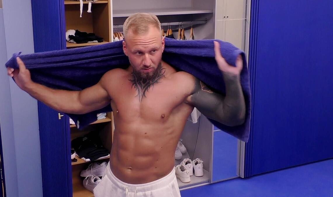 Johannes schaffte es bei "Make Love, Fake Love" 2026 mit seiner Freundin Christina bis in die finale Folge.