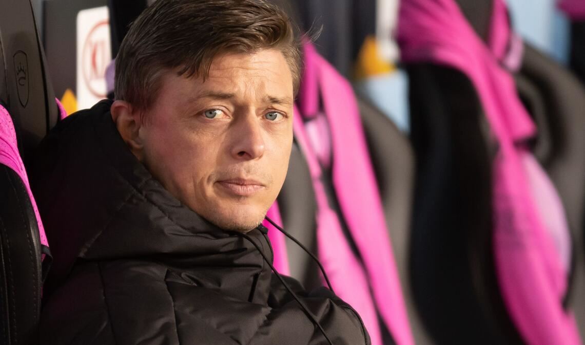 Jon Dahl Tomasson wurde entlassen.