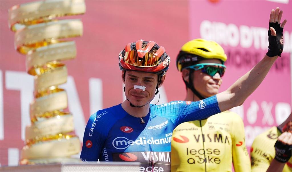 Jonas Vingegaard hat beim Giro d'Italia den Gesamtsieg im Blick.