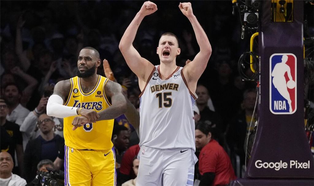 Jubel bei Nikola Jokic und den Denver Nuggets