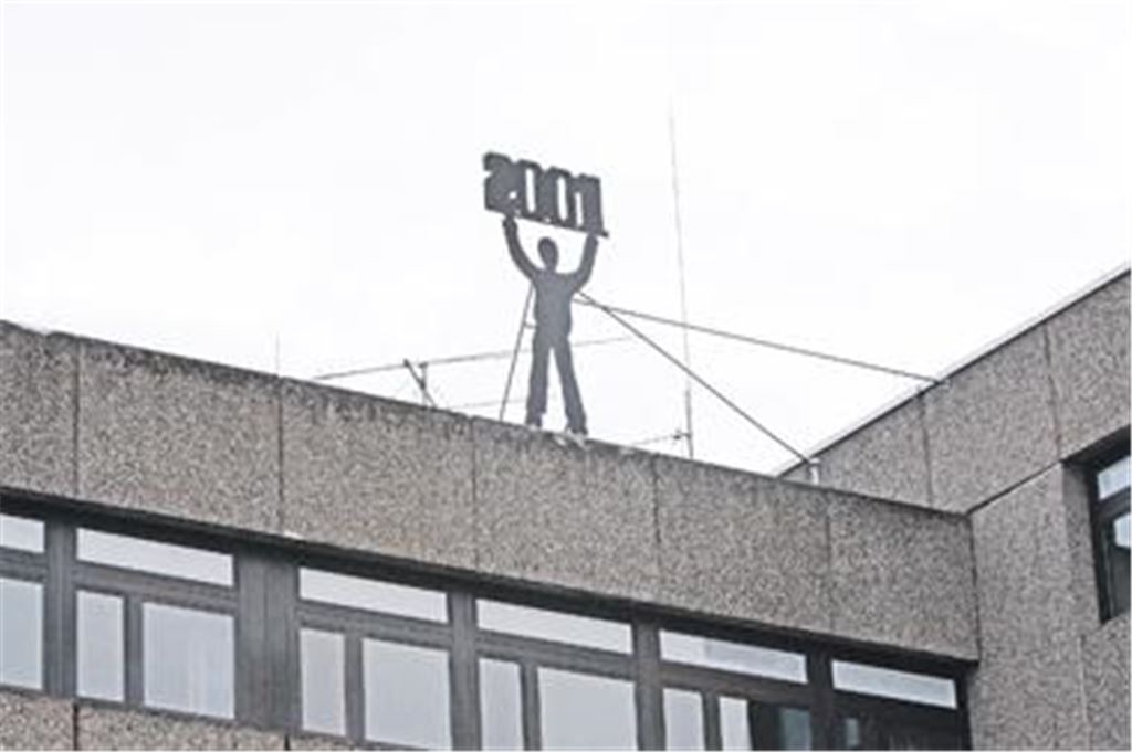 Jubel über das Abitur  auch für den G8-Jahrgang? Aus dem Umfeld des Theodor-Heuss-Gymnasiums gibt es Klagen, die Schüler des achtjährigen Zugs schrieben schlechtere Noten.
Foto: Disselhoff
