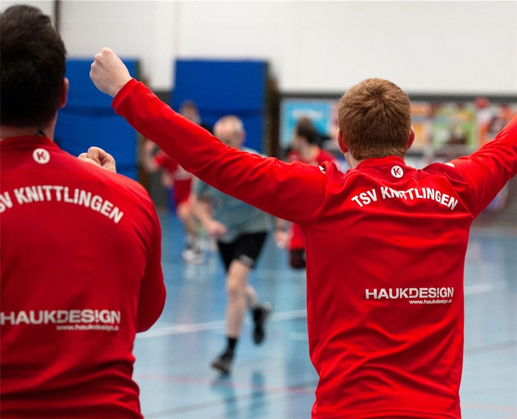 Jubeln wollen die Handballer des TSV Knittlingen möglichst oft auch in der Aufstiegsrunde, die am Sonntagabend mit einem Heimspiel beginnt. Foto: Archiv