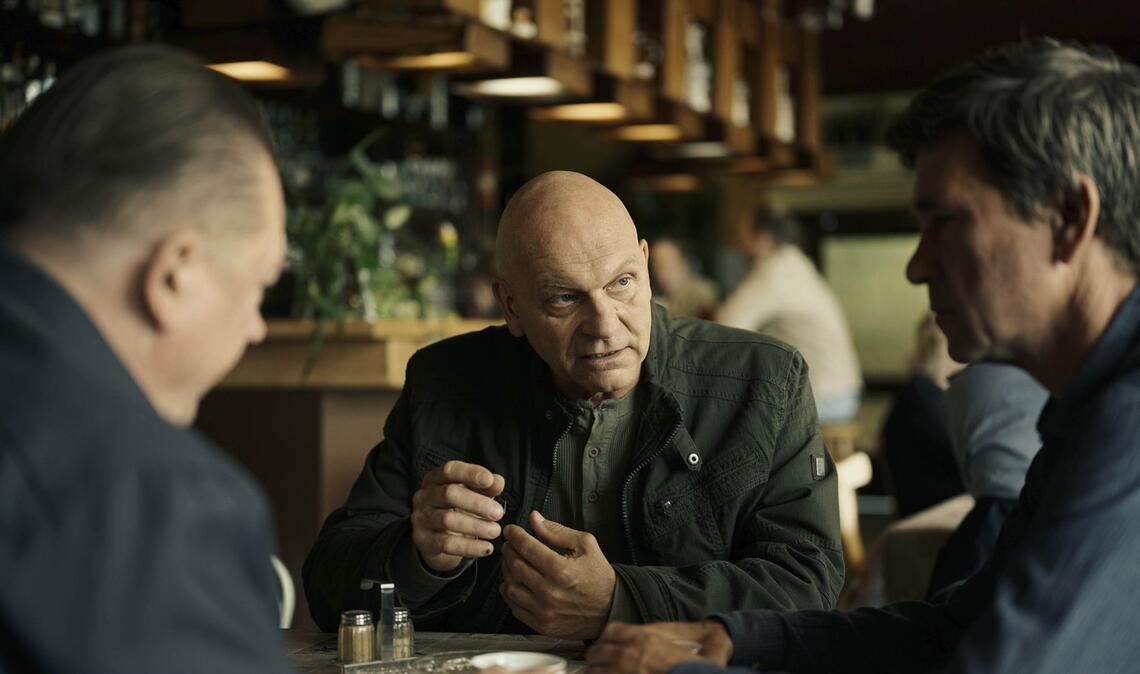 Jürgen von der Technik (Andreas Keller) gibt den Ermittlern einen entscheidenden Tipp.