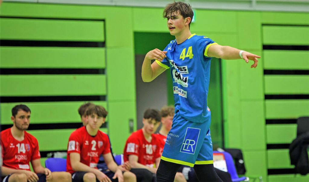 Jugend-Nationalspieler Finn Meißner ist der Dirigent im Spiel der SG. Foto: Müller