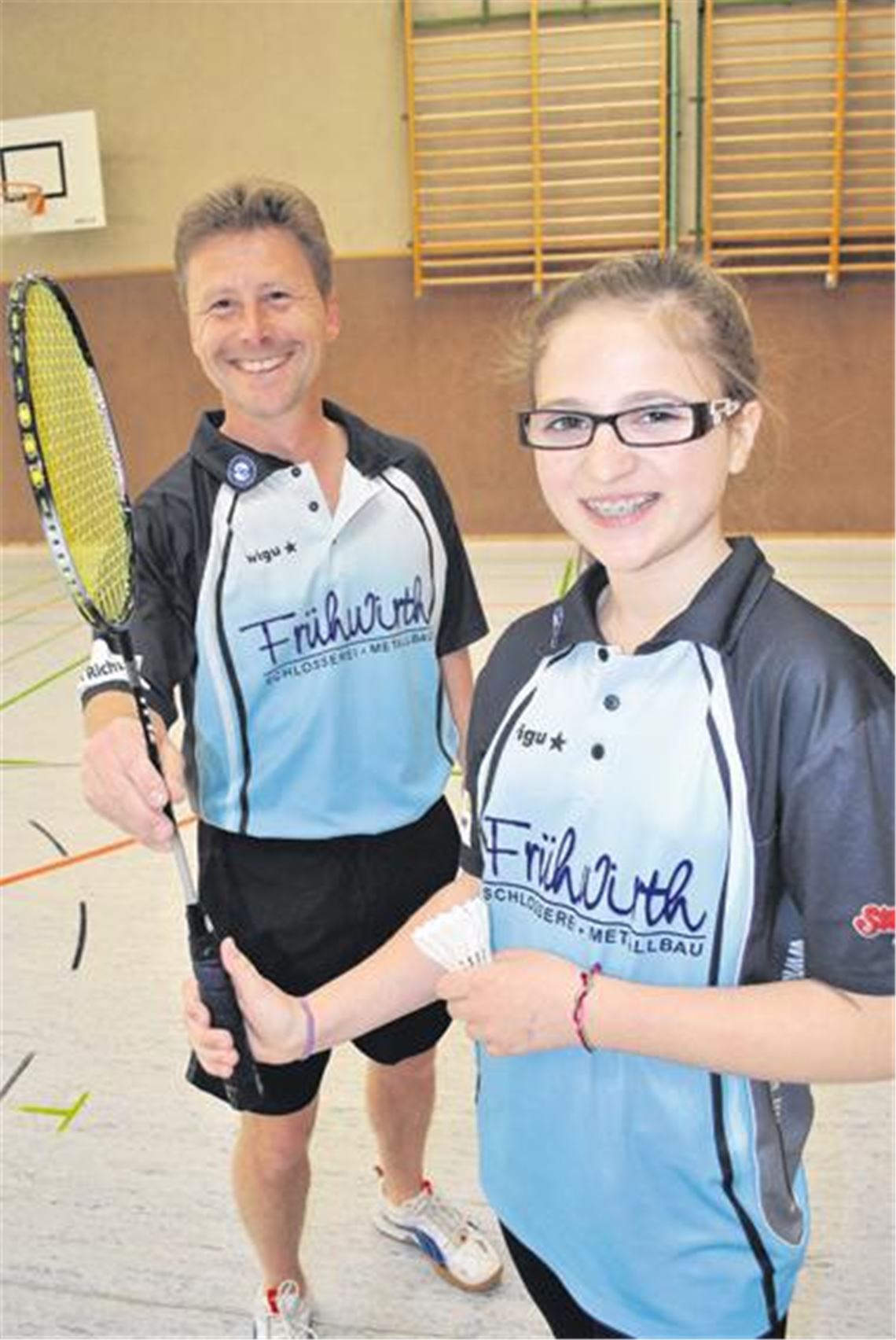 Jugendtrainer Ralf Speidel mit seiner erfolgreichen Nachwuchs-Spielerin.
Foto: Stahlfeld