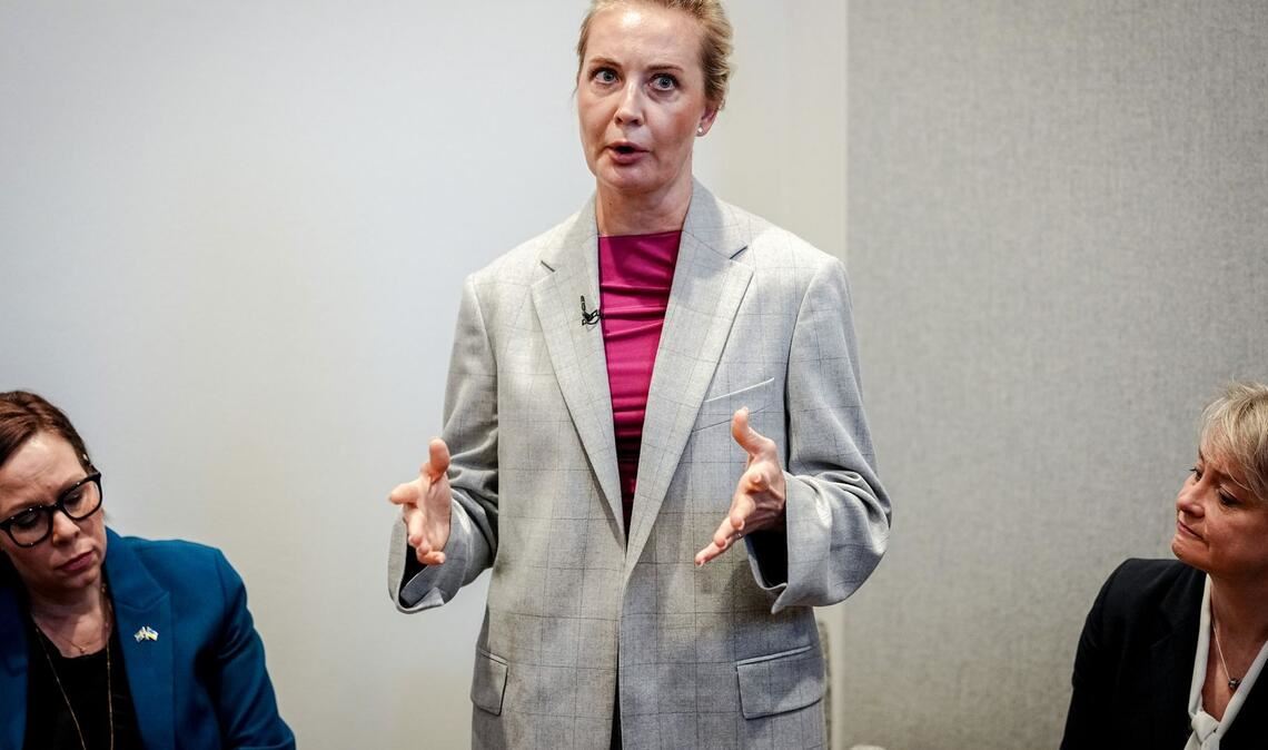 Julia Nawalnaja, die Witwe des prominenten Putin-Kritikers Alexej Nawalny, bei der Präsidentation neuer Erkenntnisse zur Todesursache ihres Mannes am Rande der Münchner Sicherheitskonferenz.