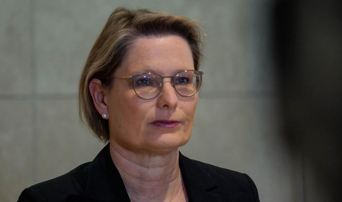 Justizministerin Hubig trifft mit Plänen zum Mietrecht in der Immobilienbranche auf Kritik. (Archivbild)