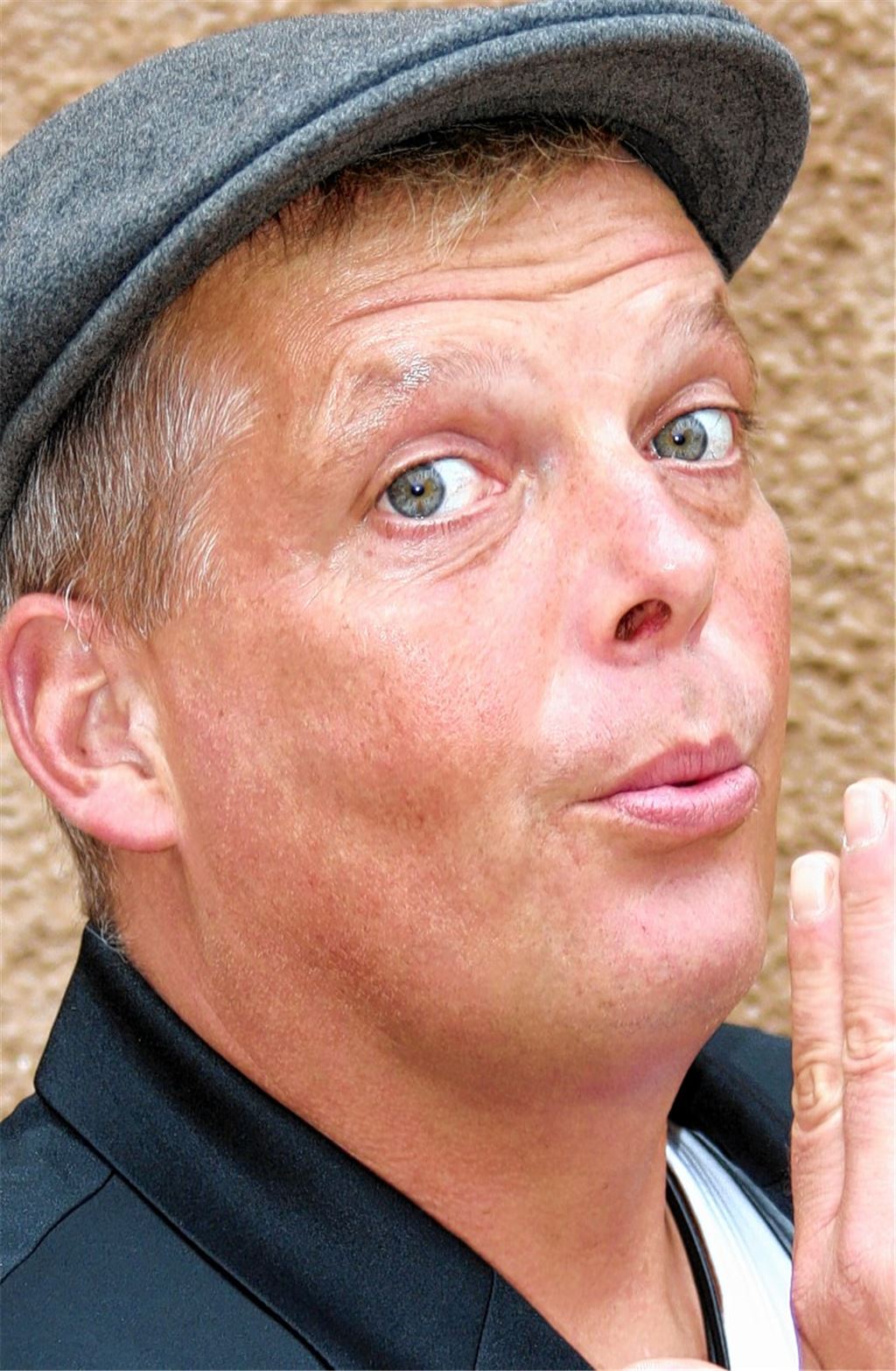 Kabarett mit dem Link Michel.