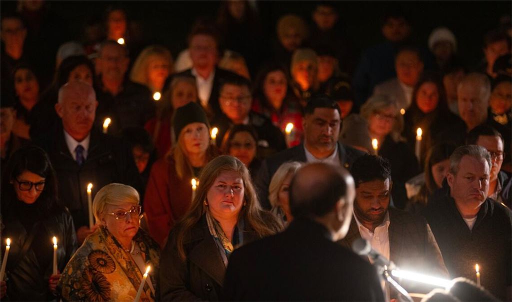 Kanada trauert nach der Gewalttat an einer Schule mit 9 Toten.