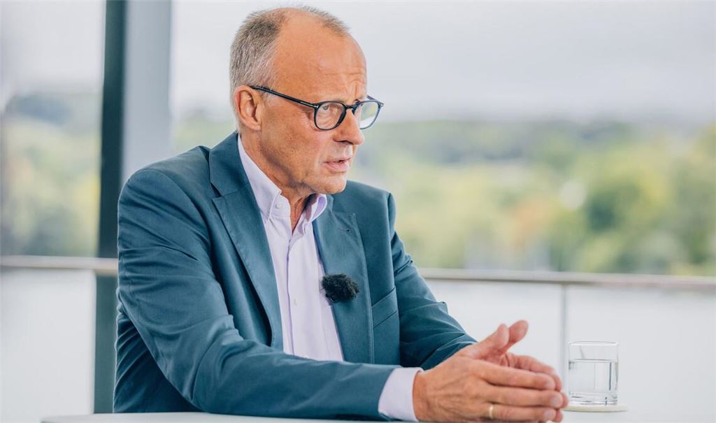 Kanzler Merz bezeichnet Kremlchef Putin als den „vielleicht schwersten Kriegsverbrecher unserer Zeit“. (Archivbild)