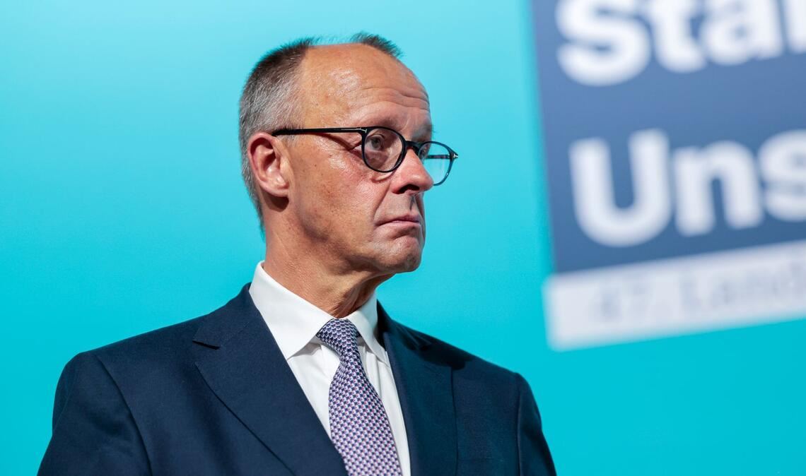 Kanzler Merz pocht auf einschneidende Sozialreformen. (Archivbild)