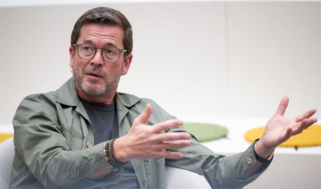 Karl-Theodor zu Guttenberg will die AfD inhaltlich konfrontieren. (Archivbild)