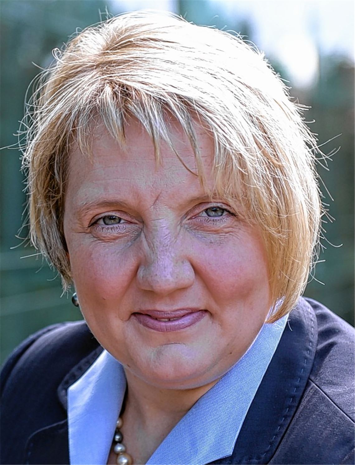 Neue Kandidaten fordern die Politprofis heraus