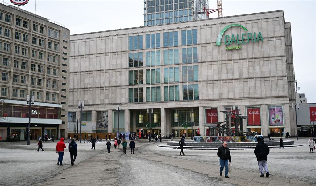 Kaufhauskonzern Galeria: Mit einigen Mieten im Rückstand. (Archivbild)