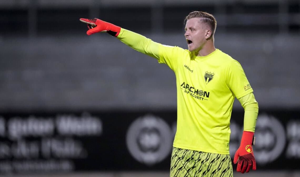 Keeper Benedikt Grawe zeigte kurz dem Spielende eine wichtige Parade.