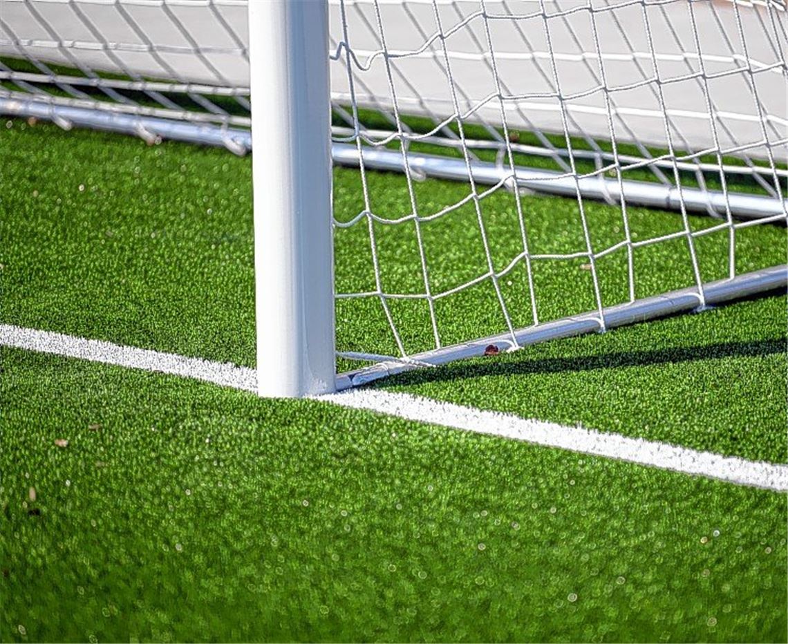 Kunstrasenplätze auf Bewährung