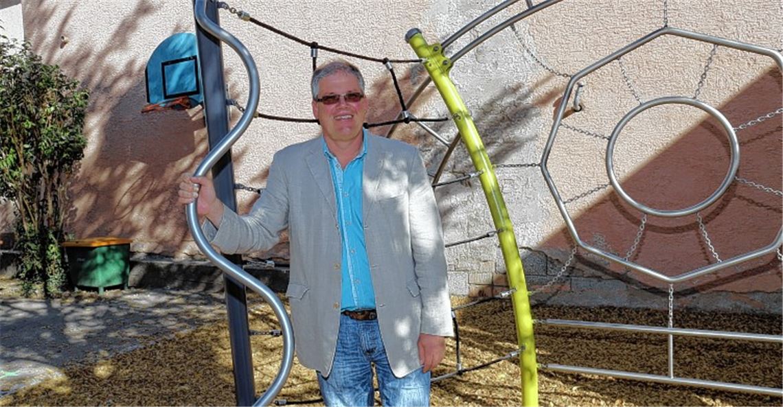 Der Rektor und die Farbe Lila